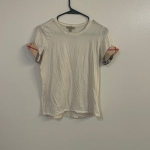 Burberry t shirt with signature plaid cuffed sleeves